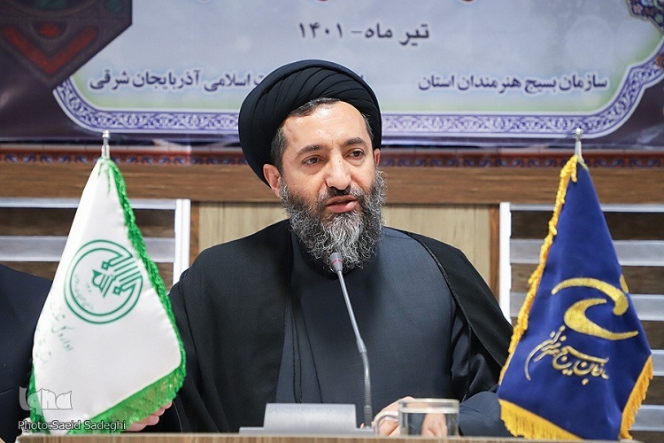 حجت الاسلام حسینی، مدیرکل تبلیغات آذربایجان شرقی