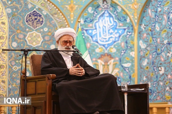 حجت&zwnj;الاسلام والمسلمین علی نظری&zwnj;منفرد استاد حوزه علمیه