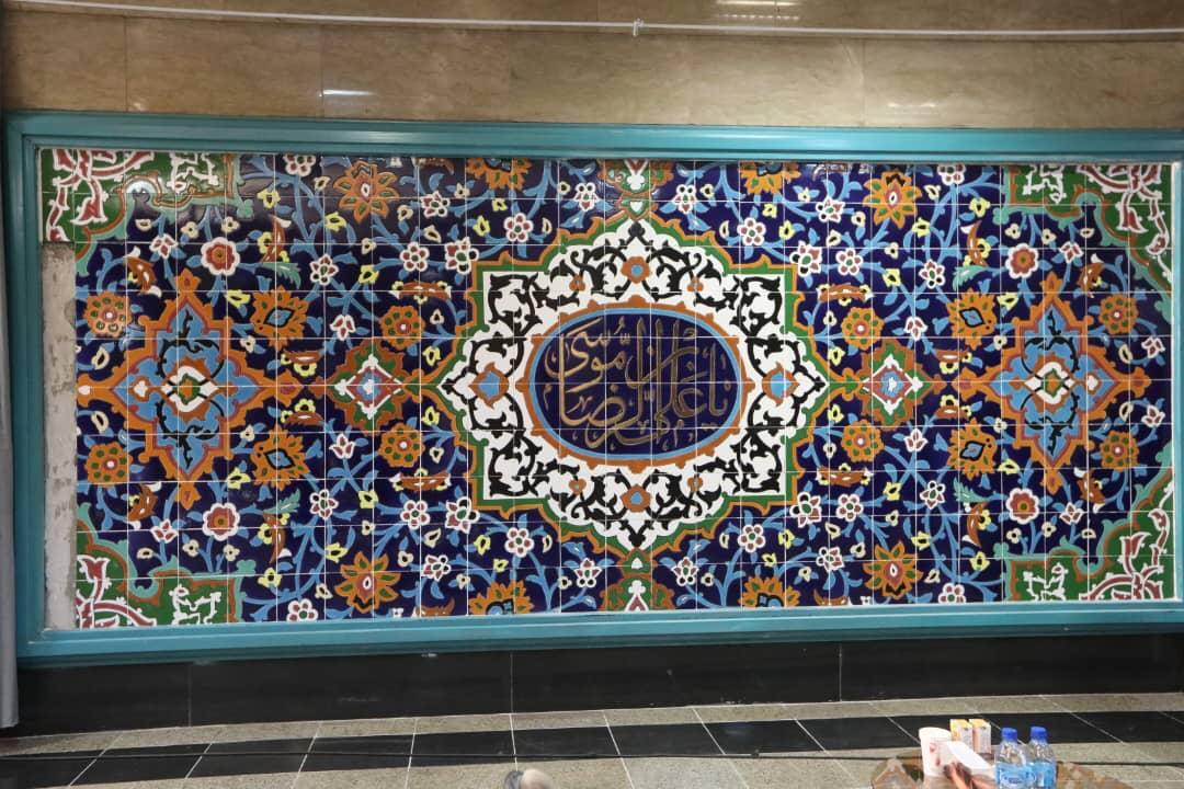 ارسالی/ دیوارنگاره «شمس‌الشموس» در متروی تهران رونمایی شد