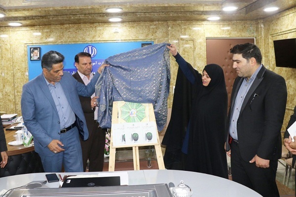 کتاب &laquo;شادکامی و راه&zwnj;های شاد زیستن&raquo; در لرستان رونمایی شد