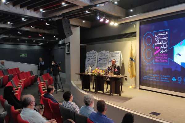 در حال ادیت/ تبعیضی برای «بدون قرار قبلی» و «دسته دختران» قائل نیستیم
