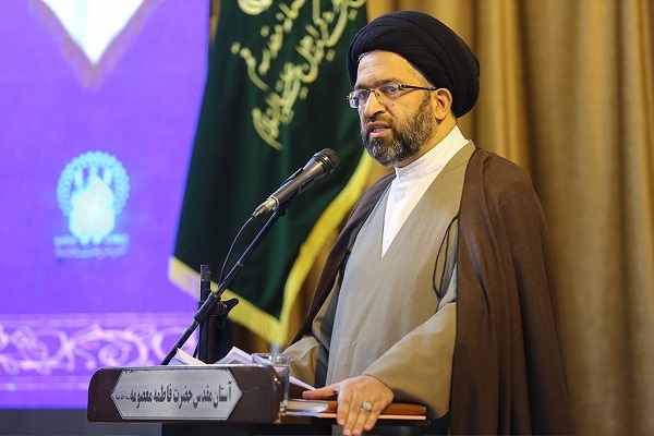 حجت&zwnj;الاسلام&zwnj;والمسلمین سیداحمد مشرف، مدیر مرکز قرآن و حدیث حرم کریمه اهل بیت(ع)