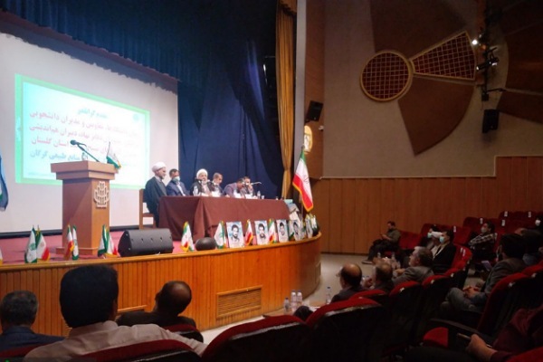 حجت الاسلام آقاتهرانی رئیس کمیسیون فرهنگی مجلس حجت الاسلام آقاتهرانی رئیس کمیسیون فرهنگی مجلس