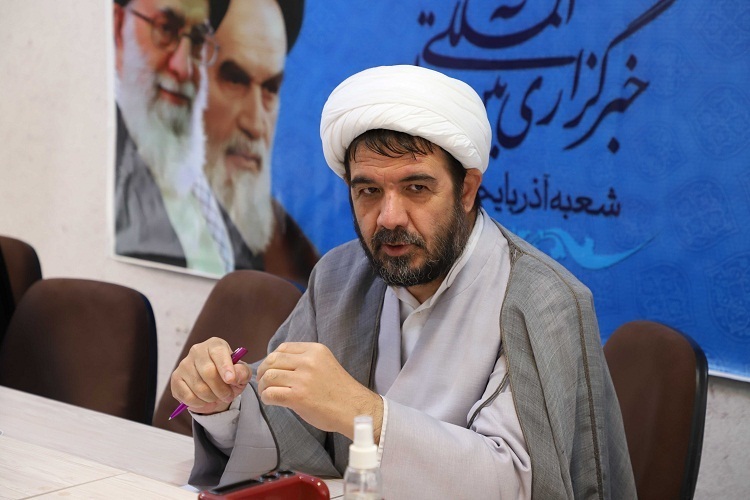 حجت الاسلام نظری، مدرس حوزه و دانشگاه