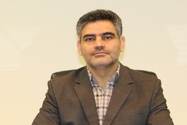 شهرام عابدی معاون اشتغال و خودکفایی کمیته امداد استان همدان