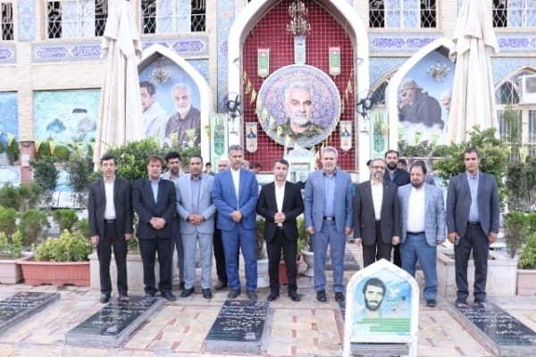ادای احترام مدیران کل قطب پنج کشور به مقام سردار دلها