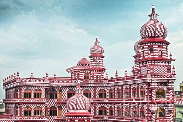 مسجد سرخ در شهر کلمبو