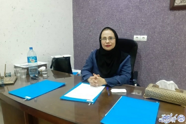 عفت آی، روانشناس و کارشناس خانواده