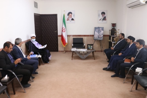 حجتالاسلام حسن علیدادیسلیمانی نماینده ولیفقیه در استان و امام جمعه کرمان حجتالاسلام حسن علیدادیسلیمانی نماینده ولیفقیه در استان و امام جمعه کرمان