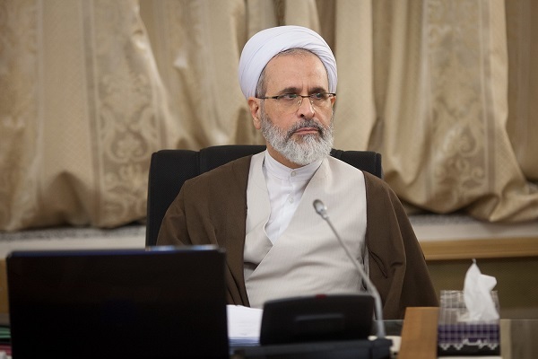  آیت&zwnj;الله علیرضا اعرافی، مدیر حوزه&zwnj;های علمیه