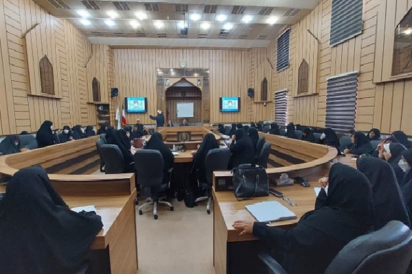 برگزاری کارگاه «هنر خوب زیستن» در یزد