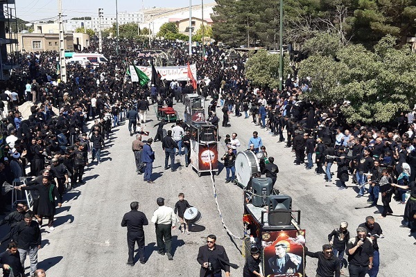 اجتماع عاشورای حسینی در کرمانشاه برگزار شد