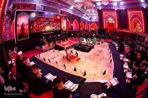 محفل قرآنی عاشوراییان در حرم مطهر حسینی