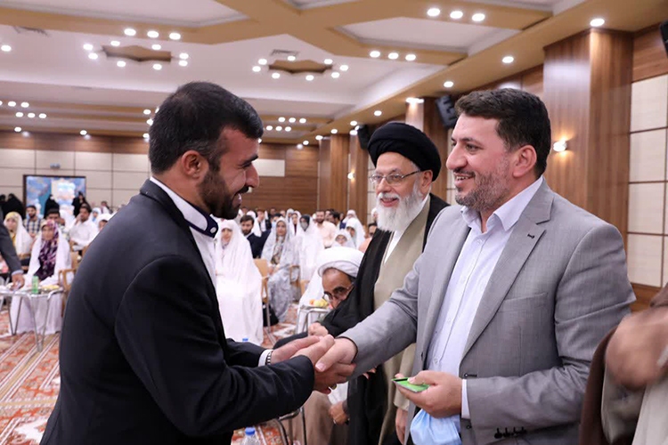 جشن ازدواج &laquo;به رسم طلبگی&raquo; در یزد برگزار شد