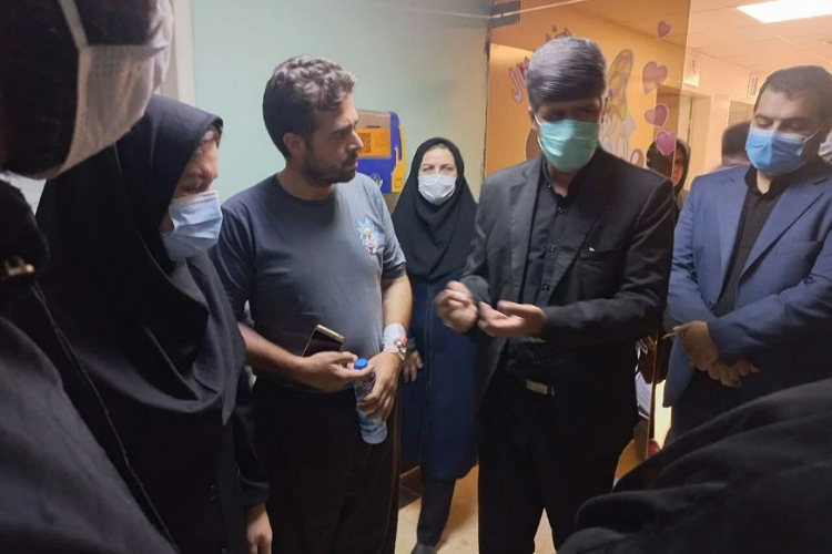بازدید از بیماران مسموم اسدآباد
