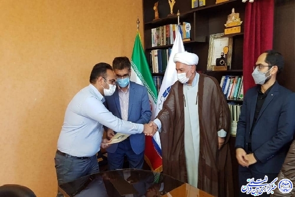 برگزیدگان مسابقه وصایای شهدا در جهاددانشگاهی خراسان‌جنوبی تجلیل شدند