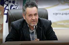 فیلم | شعرخوانی عاشورایی شاعر آئینی همدان