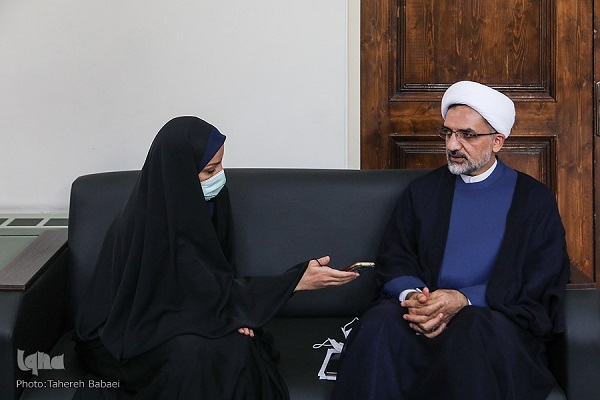 شنبه//برپایی محافل قرآنی از فعالیت‌های فرهنگی اثربخش در پیاده‌روی اربعین است