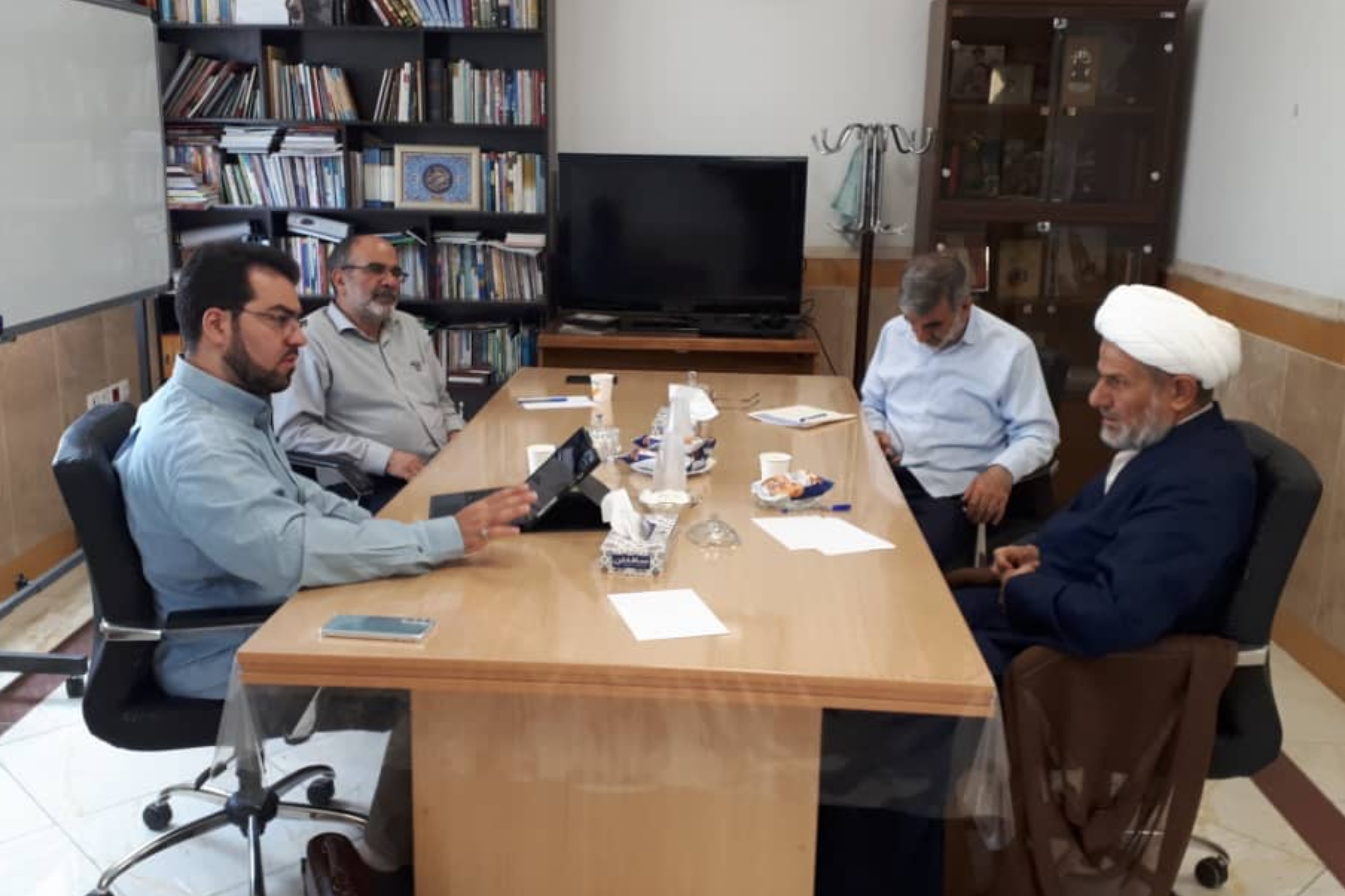 جلسه مشترک کارگروه قرآنی ستاد اربعین و نماینده قرآنی حشد الشعبی عراق برگزار شد