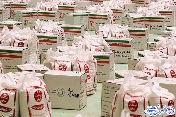 توزیع غذا بین نیازمندان