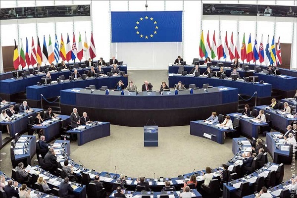 انتقاد پارلمان اروپا از اظهارات نژادپرستانه نخست وزیر مجارستان
