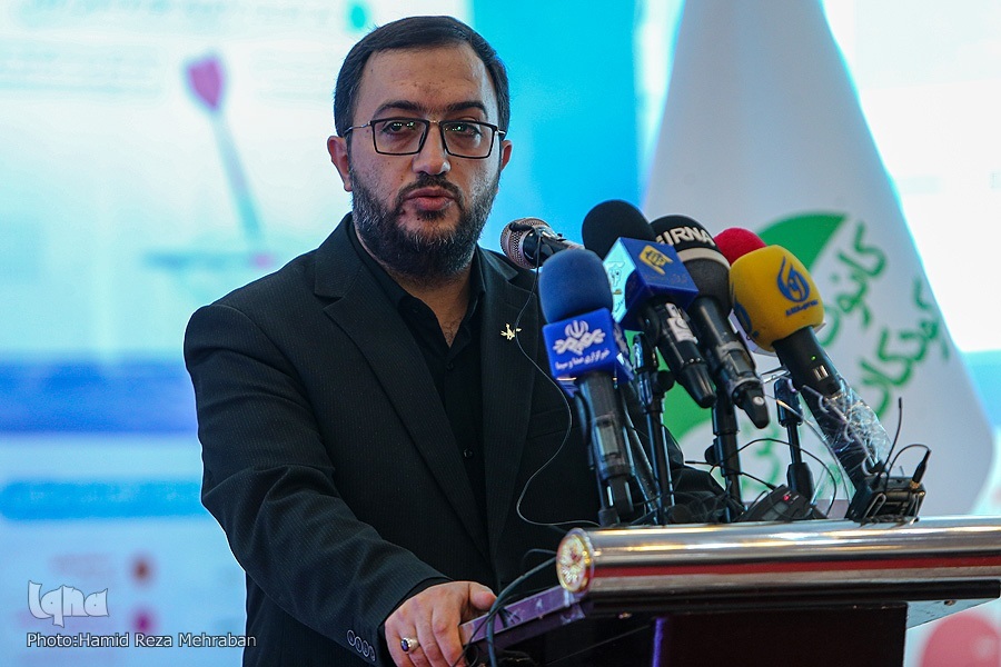 هشتمین نمایشگاه «ایران نوشت» افتتاح شد