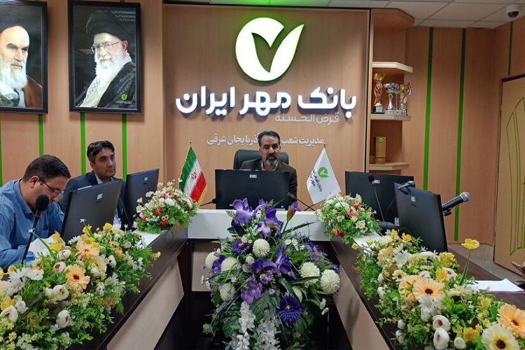 ایمان صمدی، مدیر بانک قرض الحسنه مهر در آذربایجان شرقی