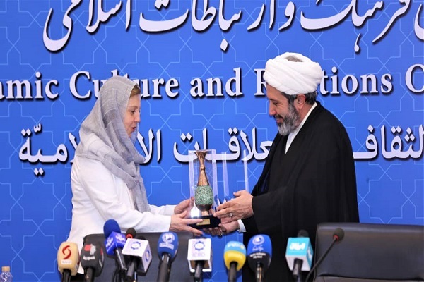 تحمیل جنگ، انتقام صهیونیست‌ها برای سه دهه مقاومت مردم سوریه بود