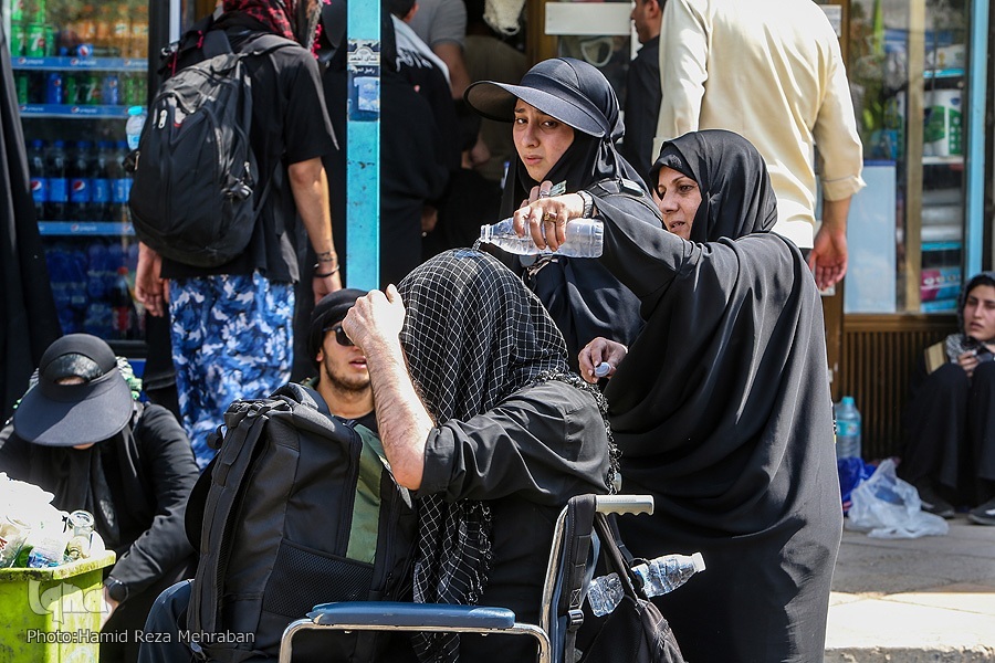 آخرین اخبار اربعین از انتقال آب و غذا با هواپیما تا آغاز بازگشت زائران