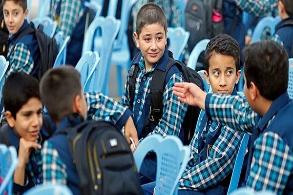 دانش آموزان