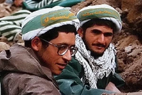 حضور روحانیون در دفاع مقدس