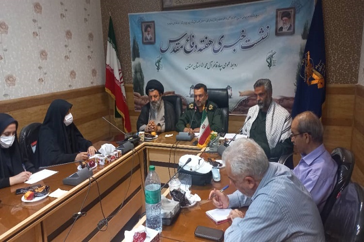 نشست خبری جانشین منصور شوقانی جانشین فرمانده سپاه سمنان اجرای 42 برنامه شاخص دفاع مقدس در سمنان