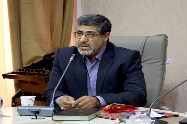 علی نوری، دانشیار زبان و ادبیات فارسی دانشگاه لرستان
