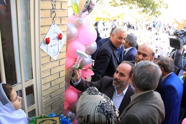 نواختن زنگ شکوفه‌ها