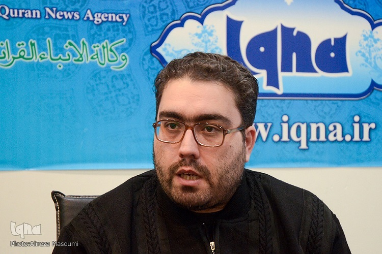 یوسف بینا پژوهشگر دینی