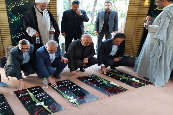 معاون پارلمانی رییس جمهور در مزار شهدای قم