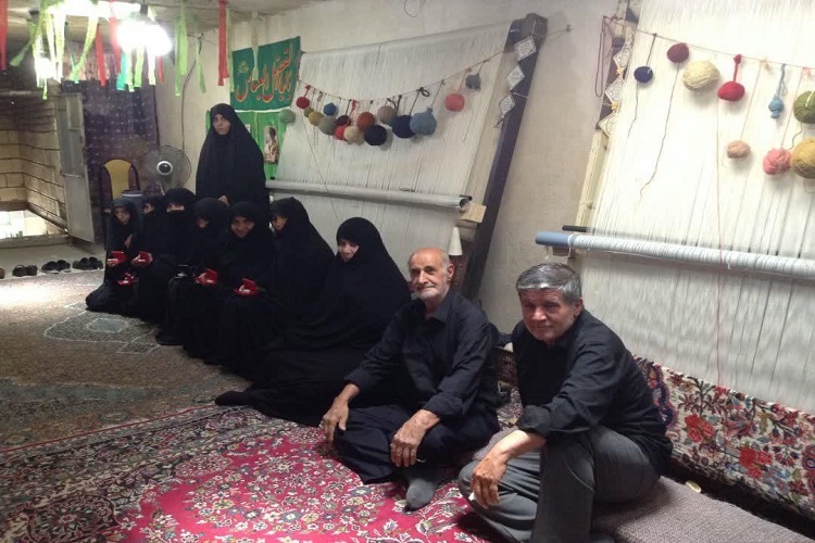 کارگاه قالی بافی امام حسین