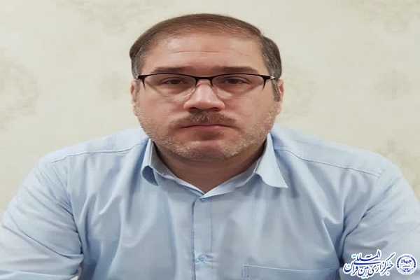 یدالله دهقان، یک کارشناس امور سیاسی و استاد دانشگاه بیرجند