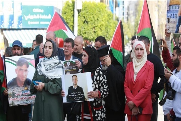 برگزاری تجمع در اعتراض به محدودیت‌های اسرائیل در مدارس فلسطین