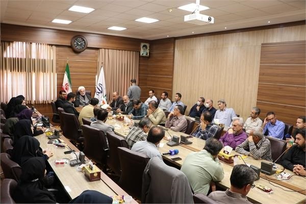 دیدار نماینده ولی فقیه با کارمندان اداره فرهنگ و ارشاد اسلامی کردستان