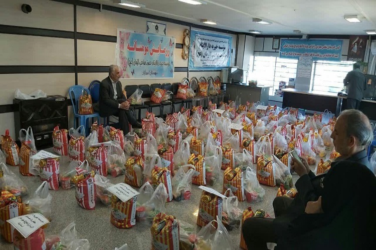 توزیع لوازم‌التحریر در بین دانش‌آموزان نیازمند اسدآباد
