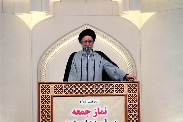 یت الله نورمفیدی امام جمعه گرگان