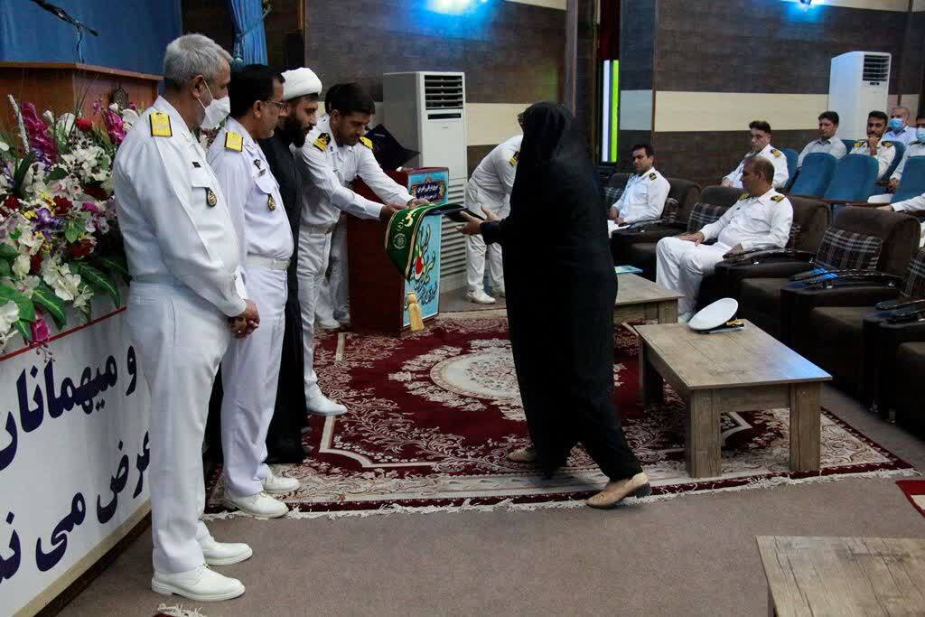 آیین اعطای نشان ممتاز به ۱۸ نفر از «خدام حسینی»