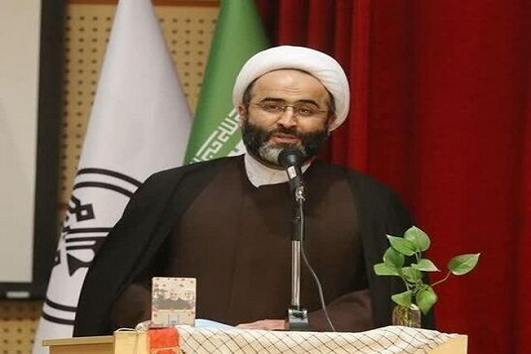 حجت‌الاسلام والمسلمین شعبان‌زاده مدیرکل تبلیغات اسلامی قم
