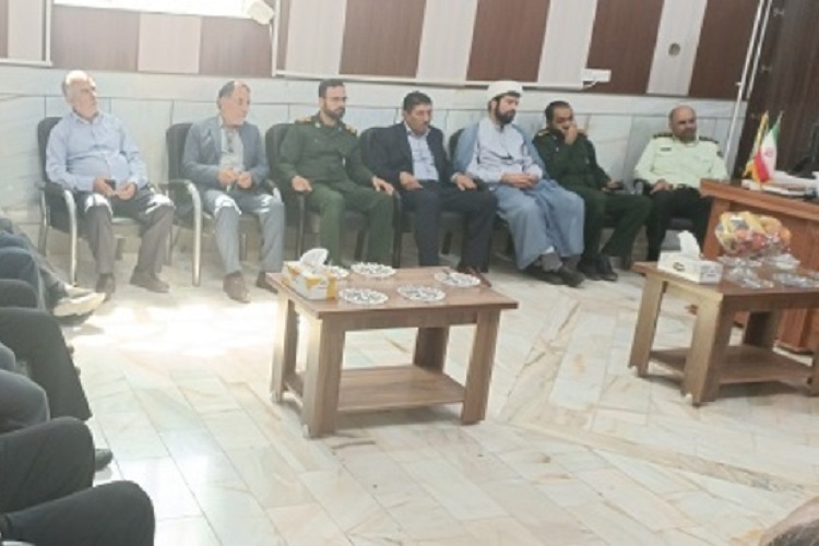 دیدار مسئولان شهرستان خفر با فرمانده انتظامی