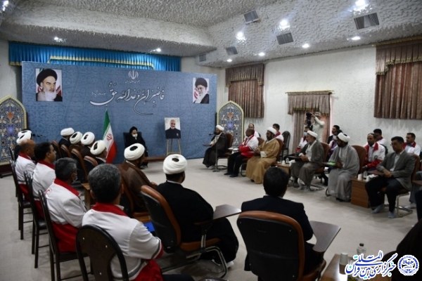 دیدار ائمه جماعات و شورای مدیران جمعیت هلال احمر خراسان‌جنوبی با نماینده ولی فقیه در استان