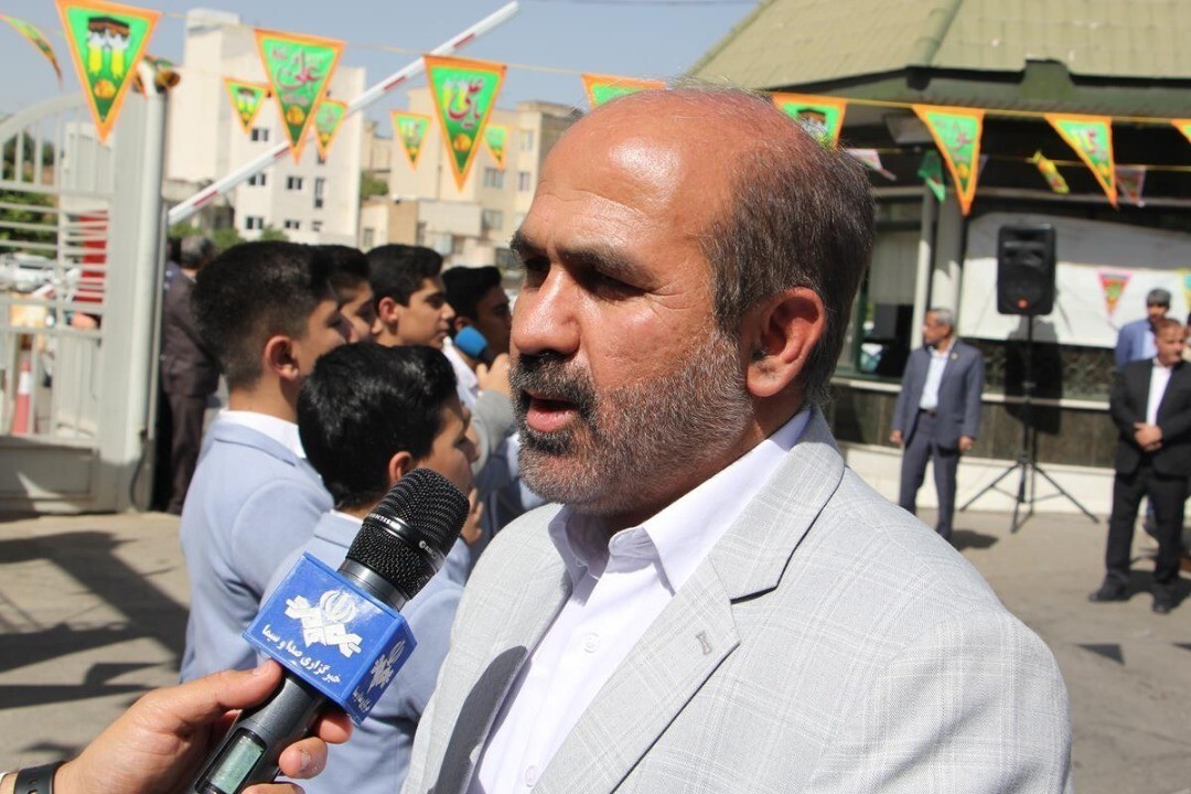 علیرضا شادباش، معاون پرورشی و فرهنگی آموزش و پرورش فارس