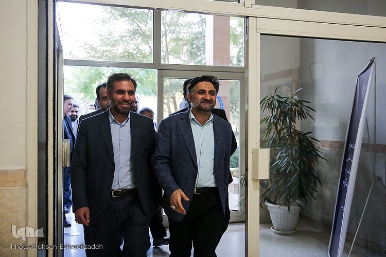 بازدید سرپرست معاونت علمی و فناوری ریاست‌جمهوری از جهاد دانشگاهی خراسان رضوی