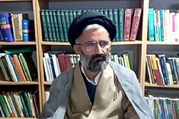 حجت‌الاسلام علیان، مسئول بسیج اساتید دانشگاه آزاد سلسله