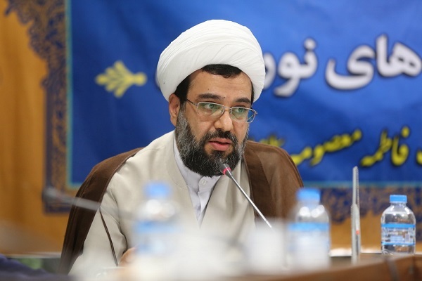 حجت‌الاسلام والمسلمین مهدی احمدی، معاون فرهنگی حرم مطهر بانوی کرامت